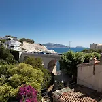 Cabana Del Mar